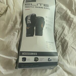 NEW Everlast Elite Prostyle Training Gloves